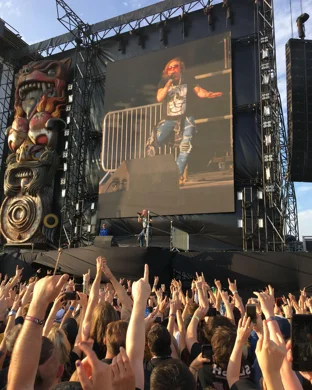 Dopethrone